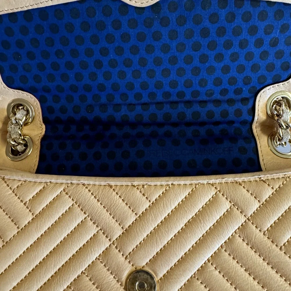 Rebecca Minkoff - Fold over quilted leather cream bag with Gold chain straps